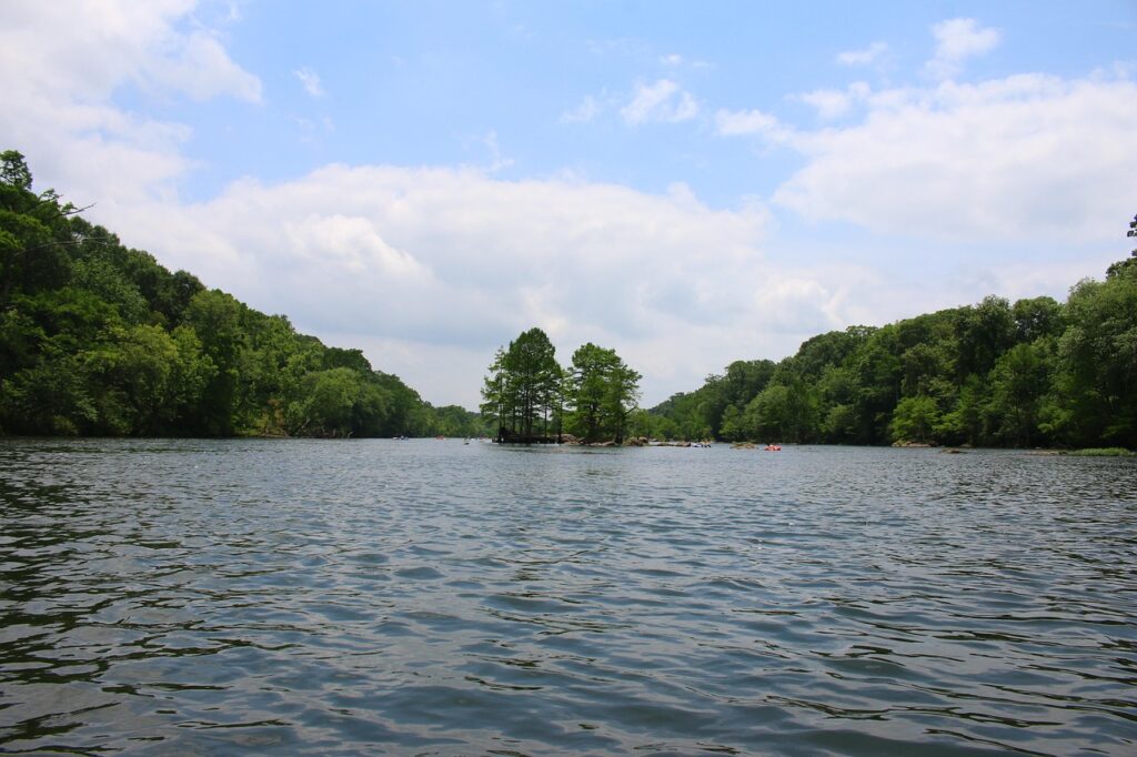 broken-bow-3403544_1280